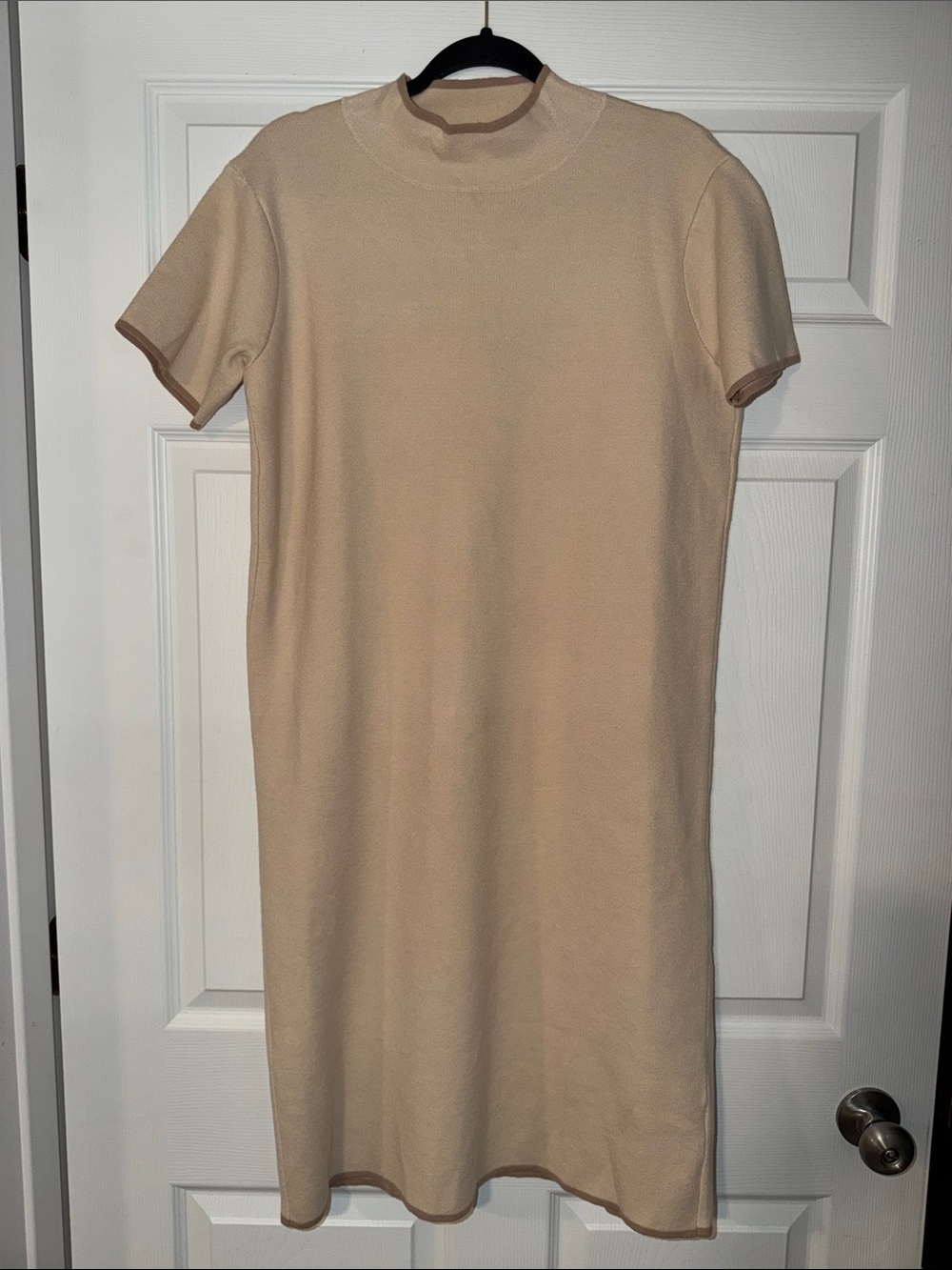 Elegant Cream Knit Midi Dress with Contrast Trim